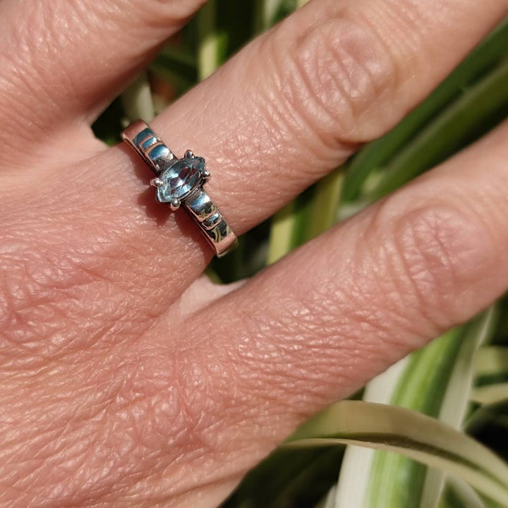 Anello con pietra in argento 925 - KHANT