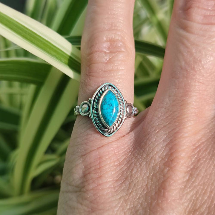 Anello con pietra in argento 925 - KOTMA
