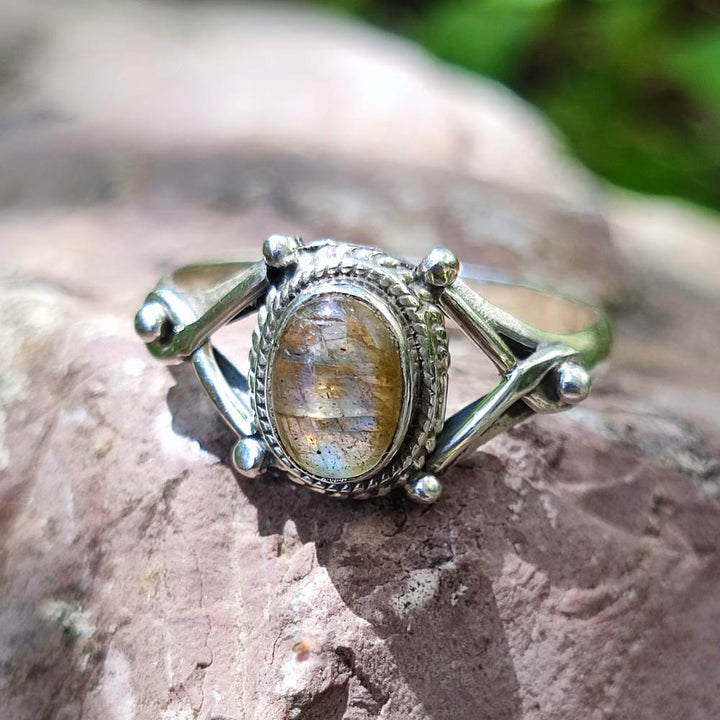 Anello con pietra in argento 925 NALIN labradorite