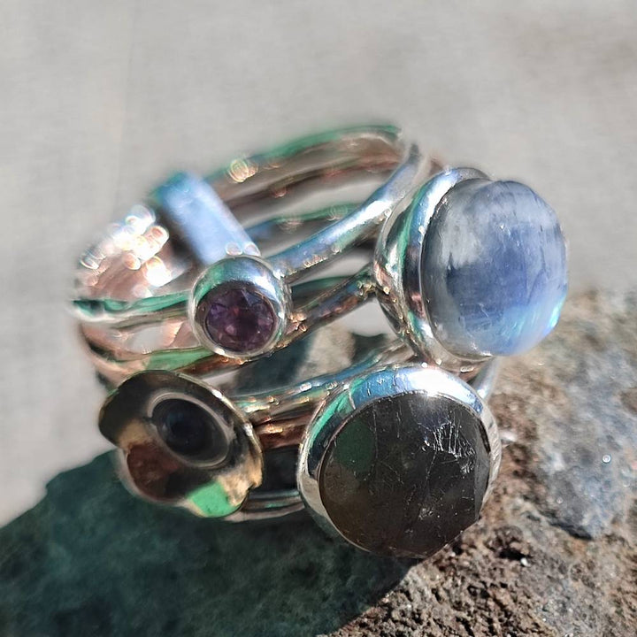 Anello a fascia in argento 925 con pietra - TIRUPATI