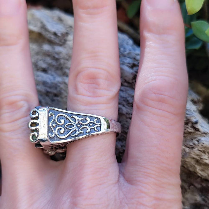 Anello artigianale con pietra in argento 925 - TILAIMAL