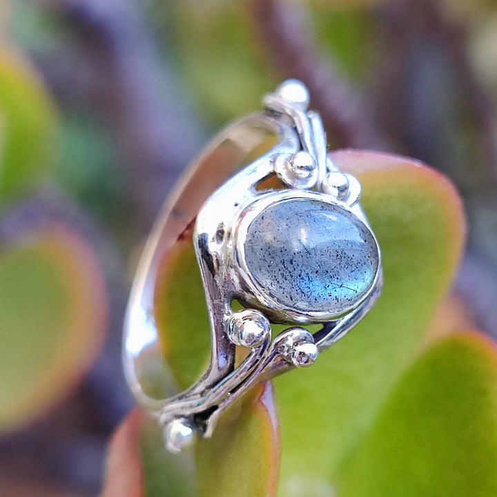 Anello con pietra in argento 925 - MIRAI labradorite