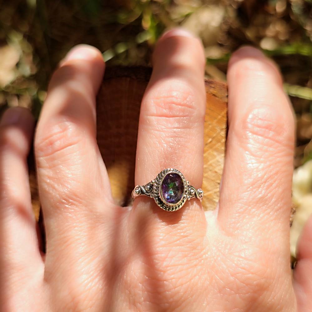 Anello con pietra in argento 925 - BAGRU
