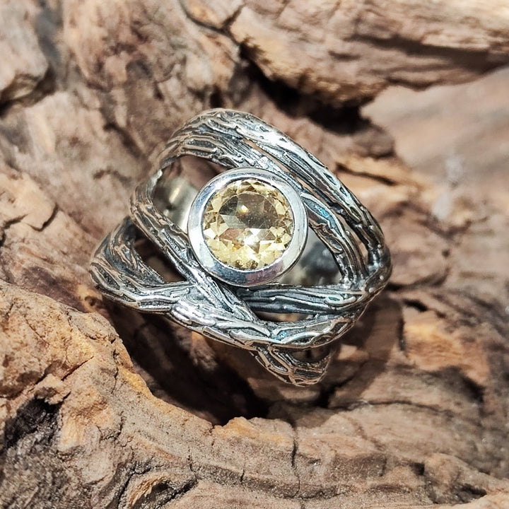 Anello realizzato in argento 925 artigianalmente Anello EDERA con quarzo citrino