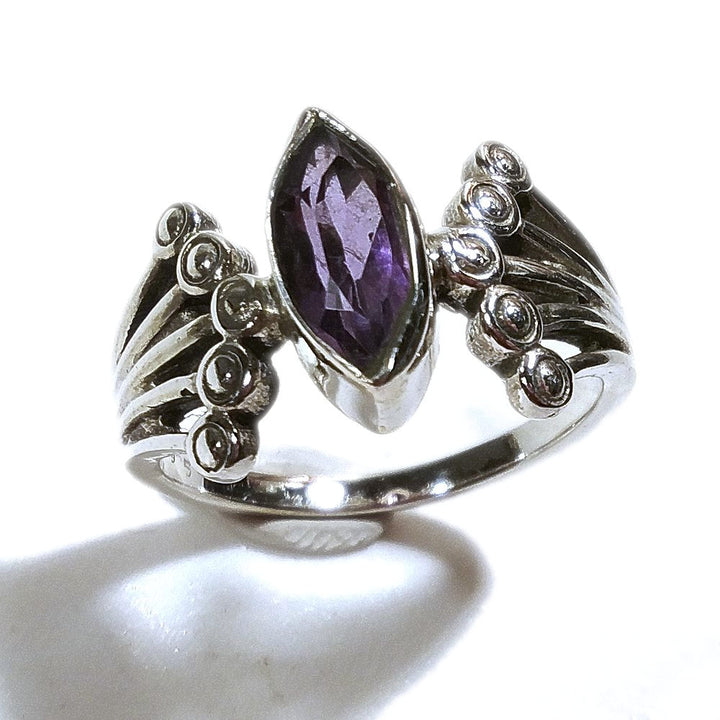Anello con pietra Ametista