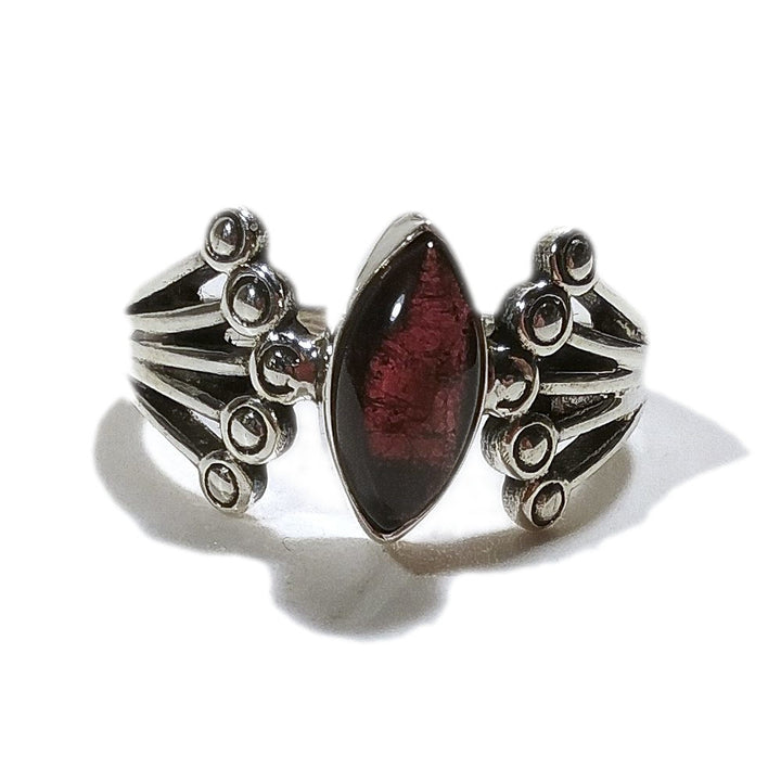 Anello con pietra Granato