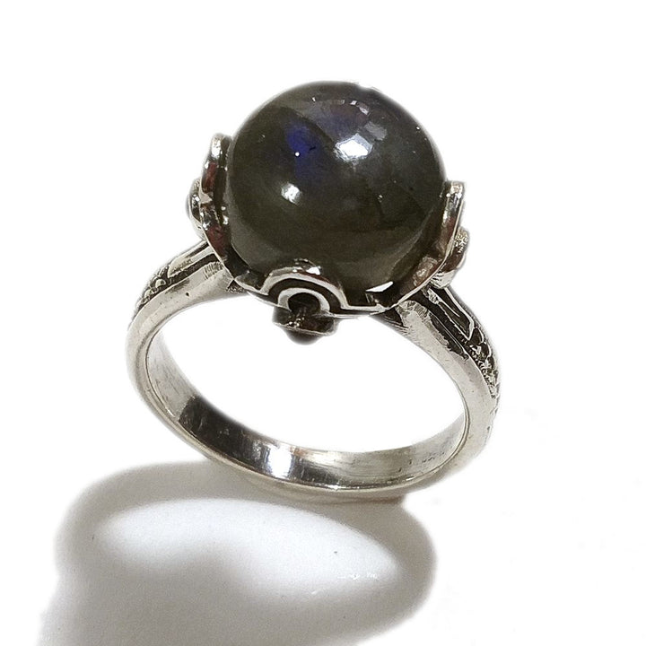 Anello con pietra in argento 925 - modello NAYA Labradorite