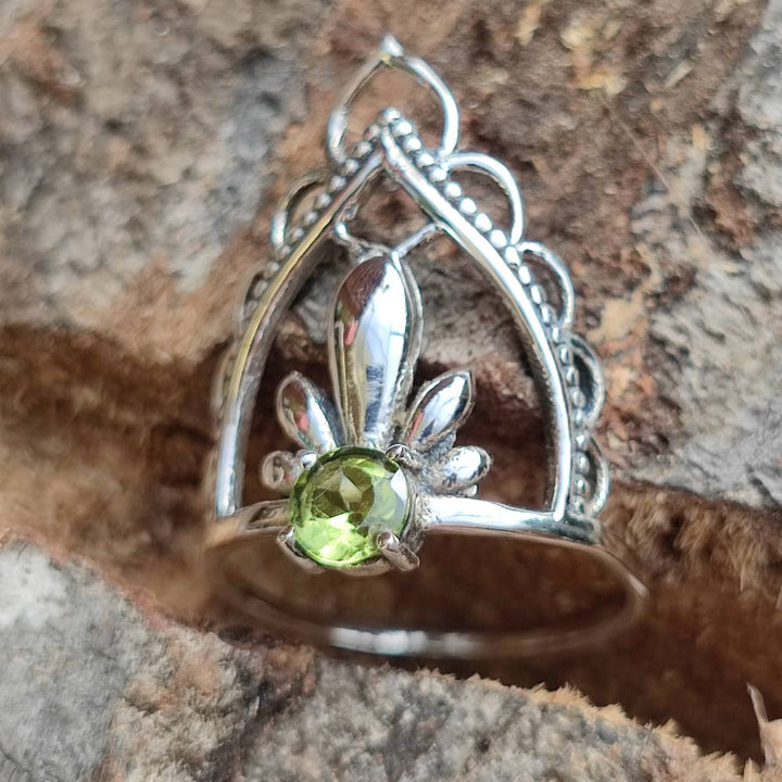 ANELLO JANESH in argento 925 con pietre peridoto