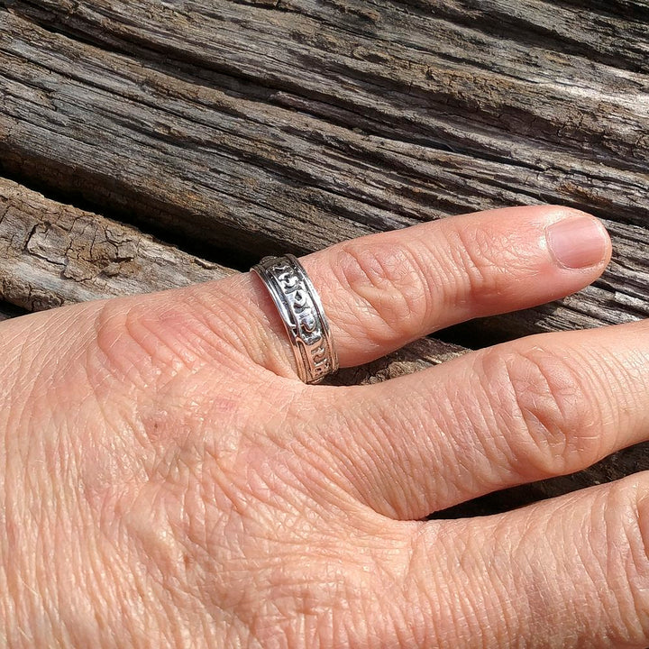 Anello OM MANI PADME HUM argento - Siddi