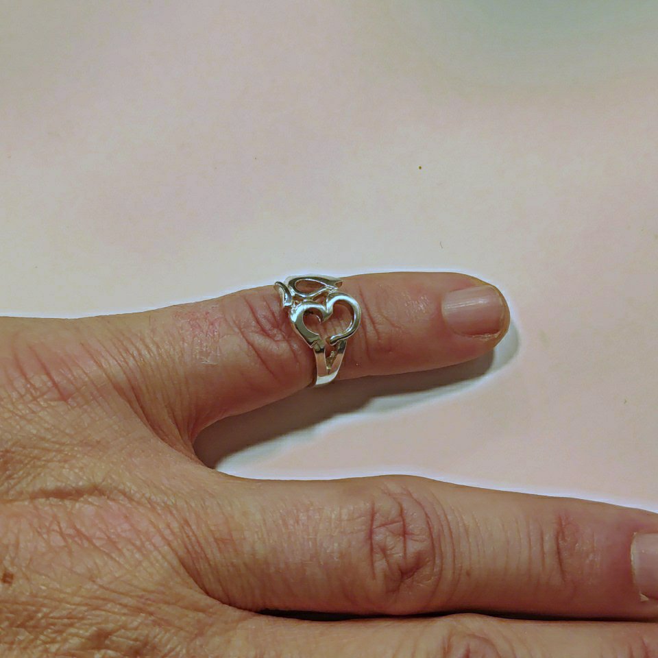 Pierced silver OM ring - NAWADA