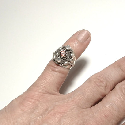 ANELLO ETNICO in argento 925 ANELLO artigianale Granato , Pietra di Luna | GIOIELLI IN ARGENTO