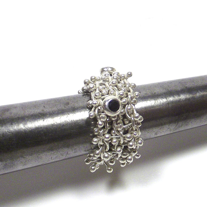 CHAIN RING with thousand nails and IOLITE