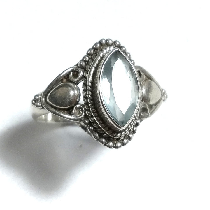 Anello con pietra in argento 925 con Topazio azzurro | GIOIELLI ETNICI