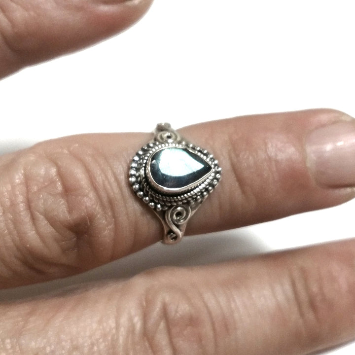 Anello con pietra in argento 925 con Labradorite | GIOIELLI ETNICI