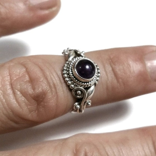 Anello con pietra in argento 925 con Pietra di luna, Ametista, Onice nero | GIOIELLI ETNICI
