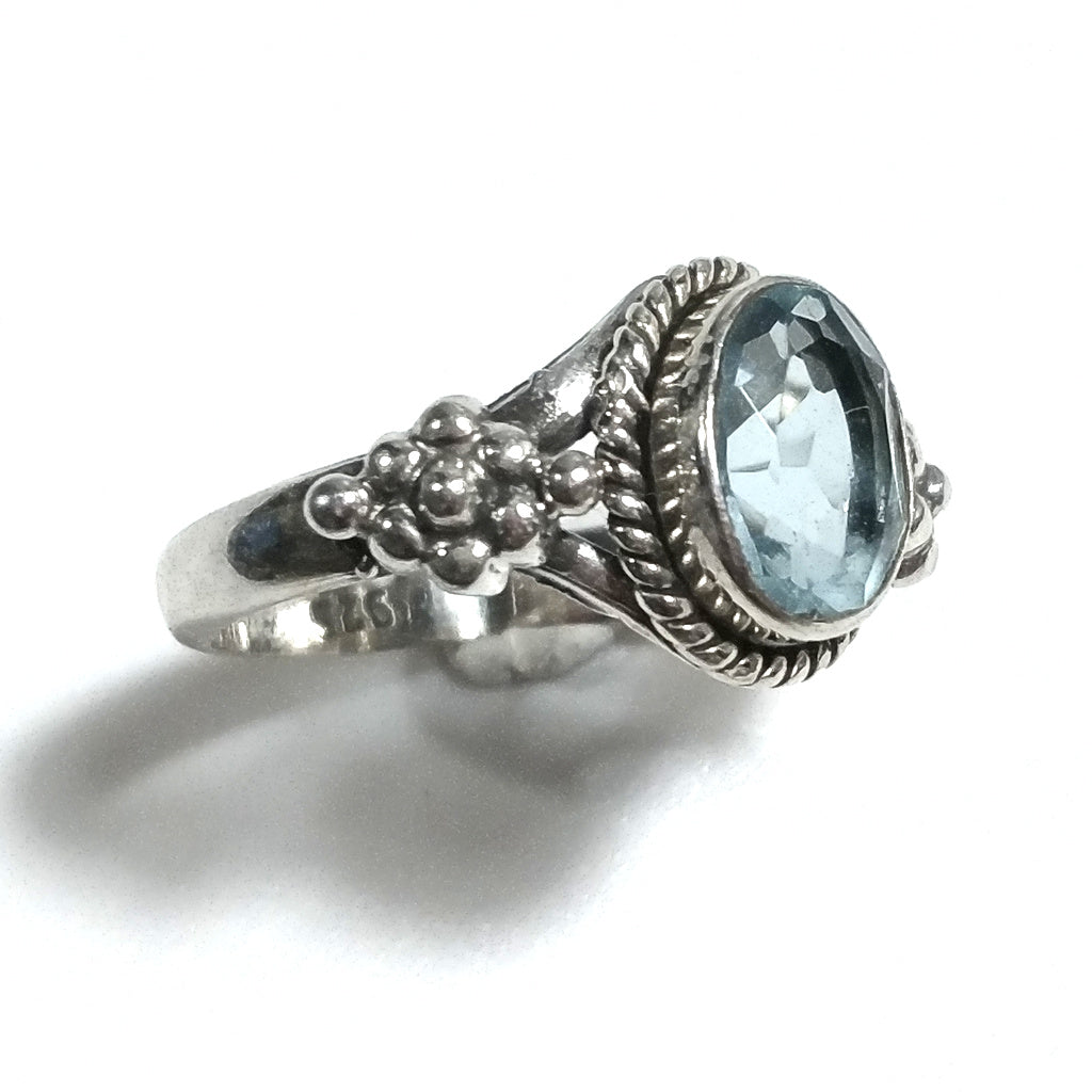 Anello con pietra in argento 925 con Topazio azzurro | GIOIELLI IN ARGENTO