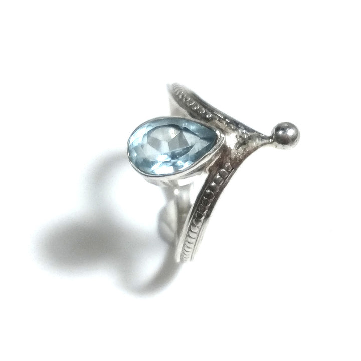 Anello con pietra in argento 925 con Topazio azzurro | GIOIELLI IN ARGENTO