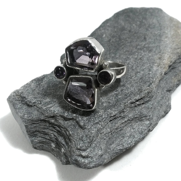 Anello con pietra in argento 925 con Ametista | GIOIELLI ARTIGIANALI