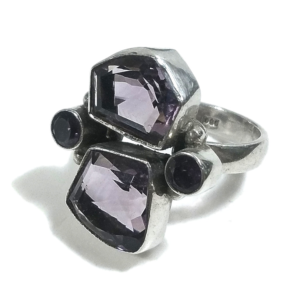 Anello con pietra in argento 925 con Ametista | GIOIELLI ARTIGIANALI