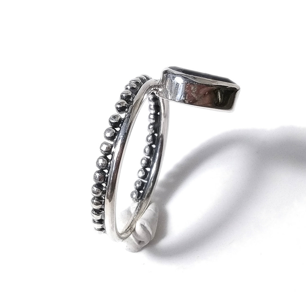 Anello etnica MANTRA in argento 925 ANELLO artigianale con pietra | GIOIELLI etnici