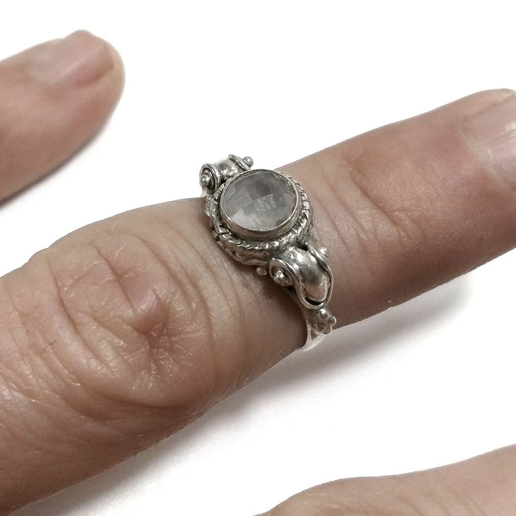 Anello con pietra in argento 925 con Quarzo rosa | GIOIELLI IN ARGENTO