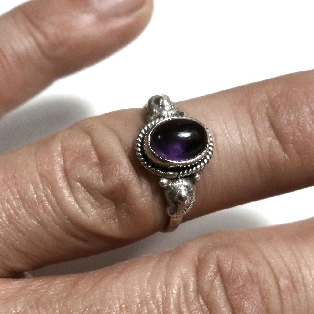 Anello con pietra in argento 925 con Ametista | GIOIELLI ETNICI | Anello FIORE
