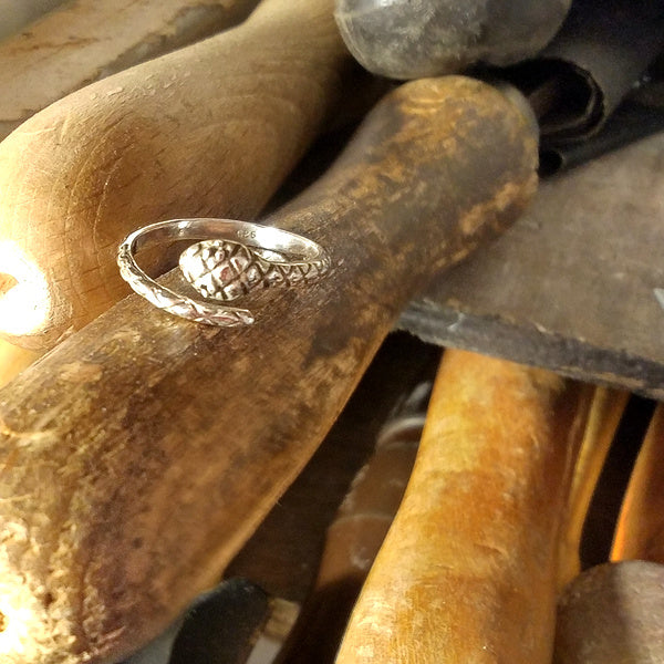 Anello con serpente in argento 925 - DEVYA