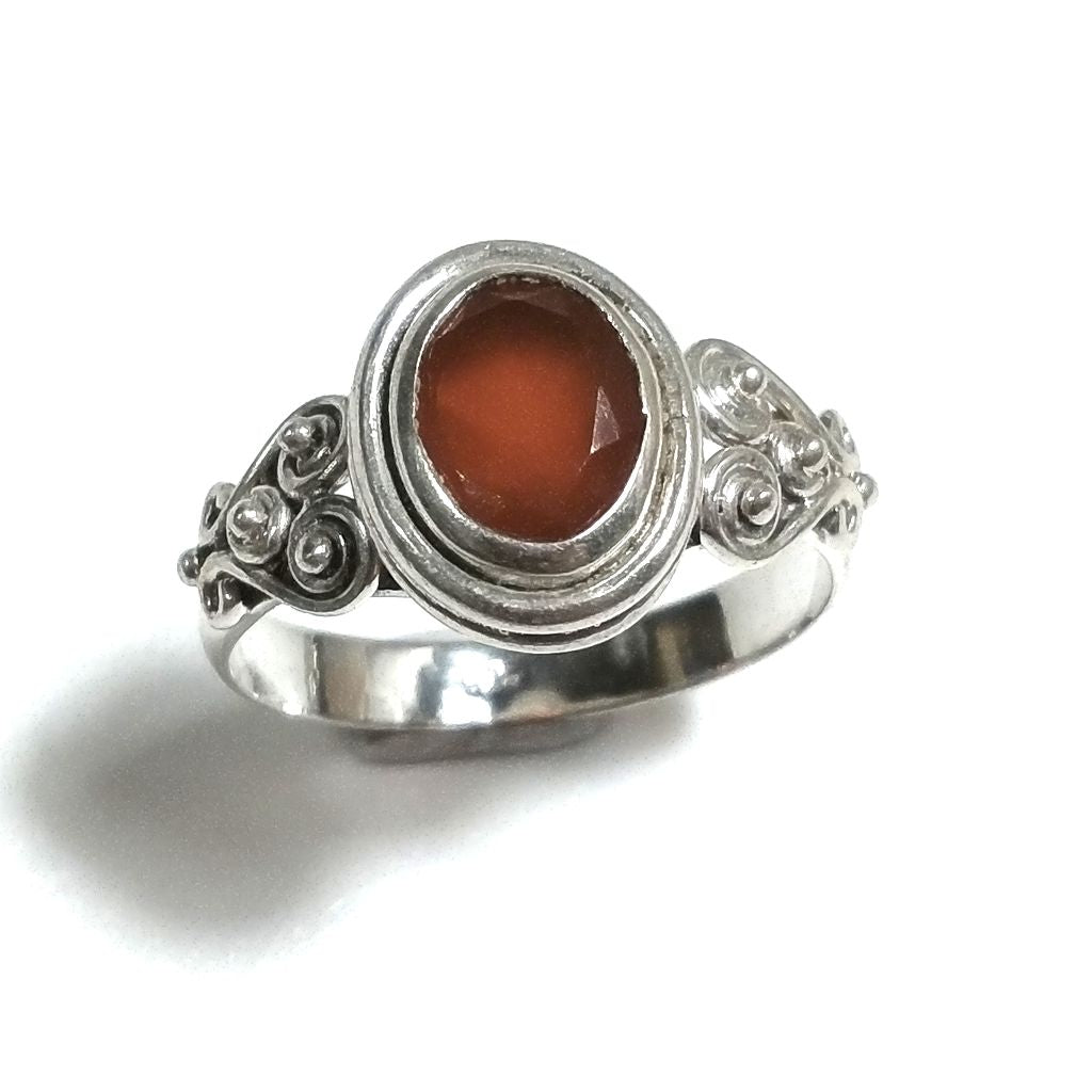 Anello con pietra in argento 925 con Corniola | GIOIELLI ETNICI