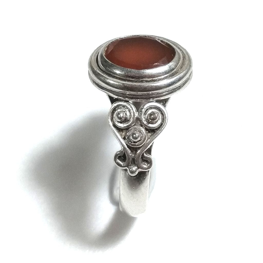Anello con pietra in argento 925 con Corniola | GIOIELLI ETNICI