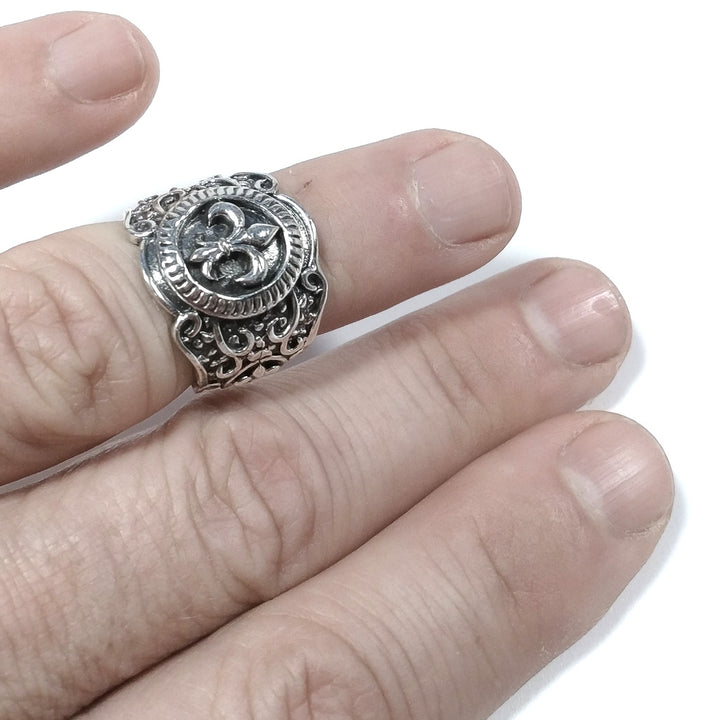 Anello artigianale in argento 925 - GIGLIO