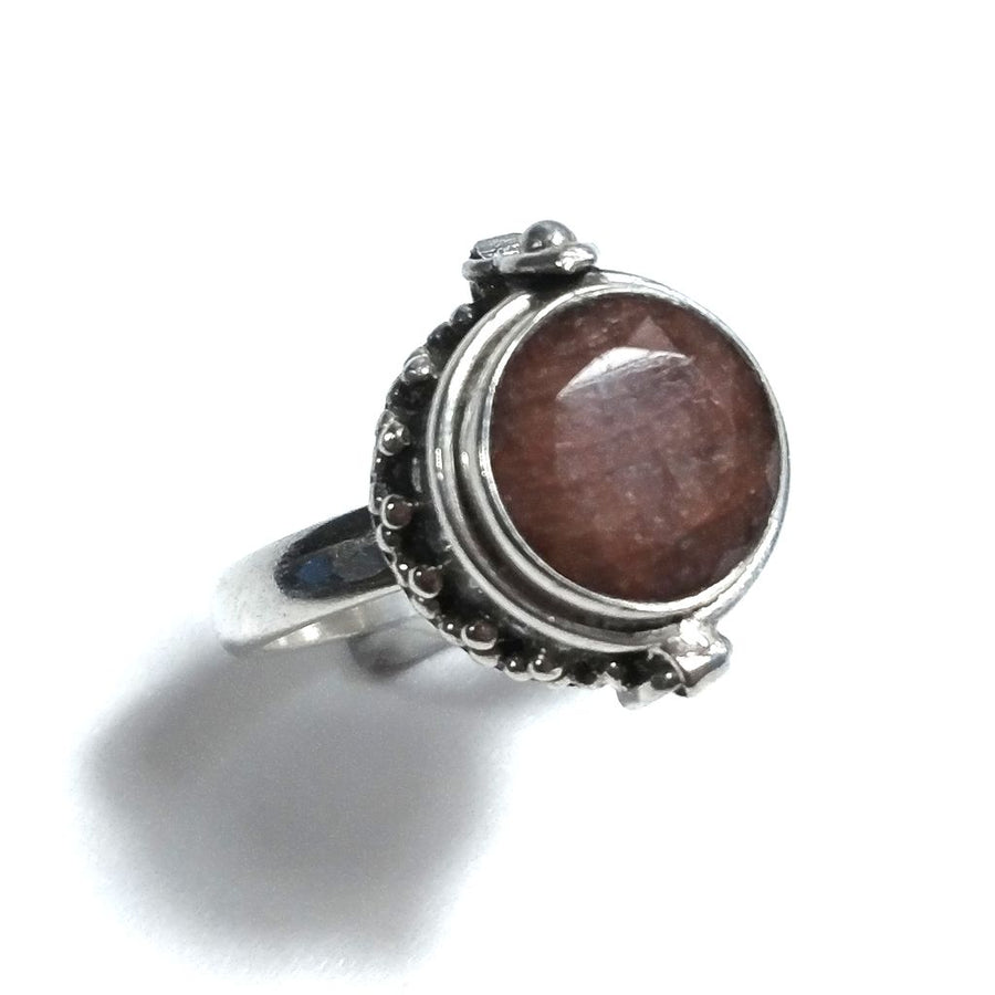 Anello veleno in argento 925 con Radice di Rubino | GIOIELLI ETNICI