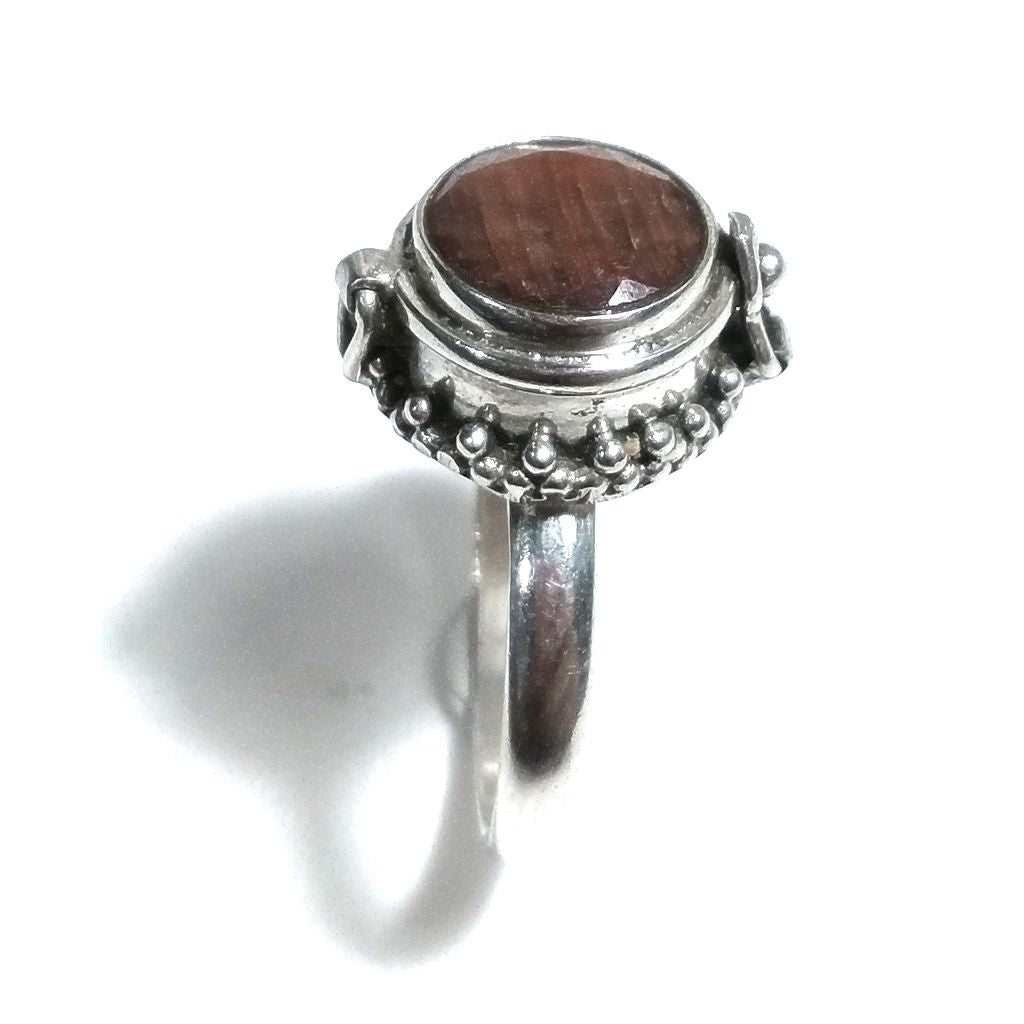 Anello veleno in argento 925 con Radice di Rubino | GIOIELLI ETNICI