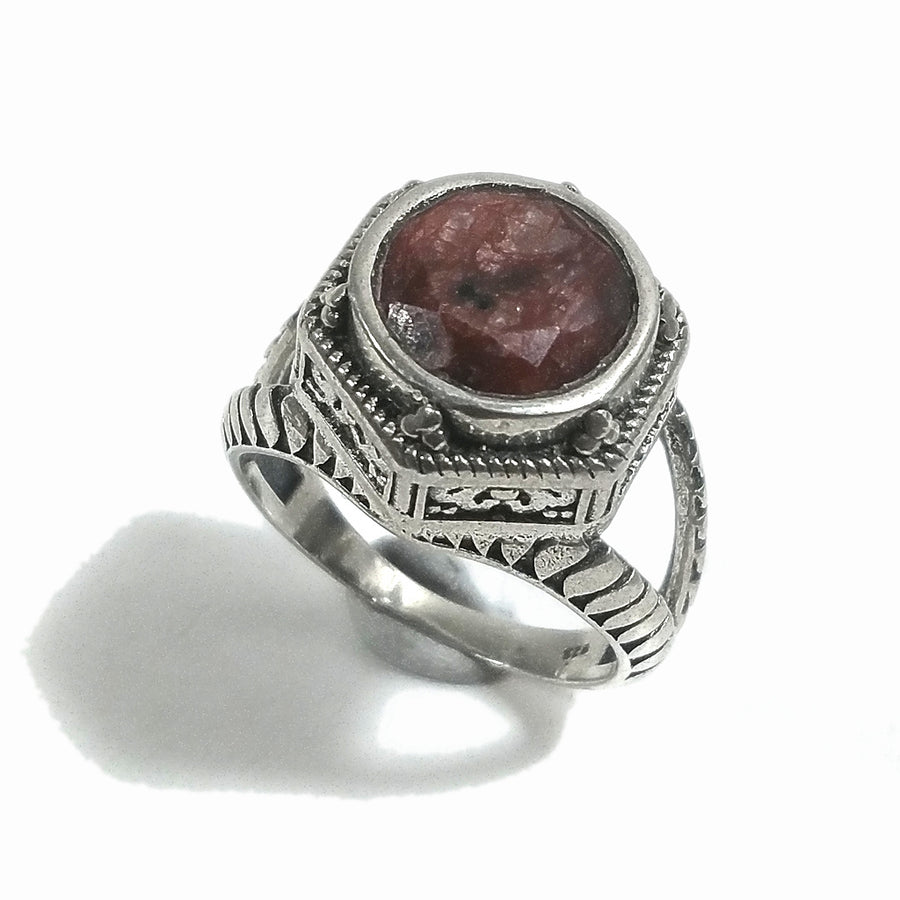 Anello fascia in argento 925 ANELLO artigianale Pietra di luna, Radice di rubino | ANELLI ARGENTO