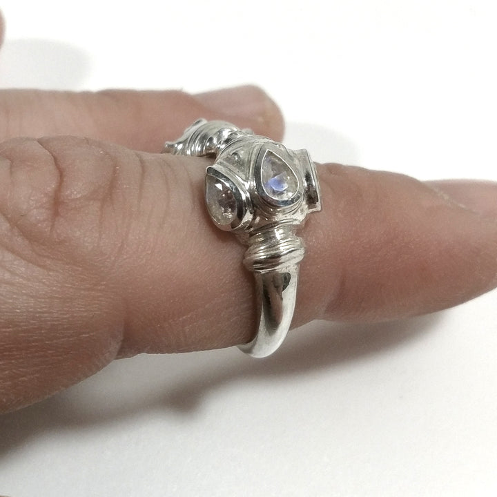 Anello contrariè in argento 925 con pietra - AMELIA