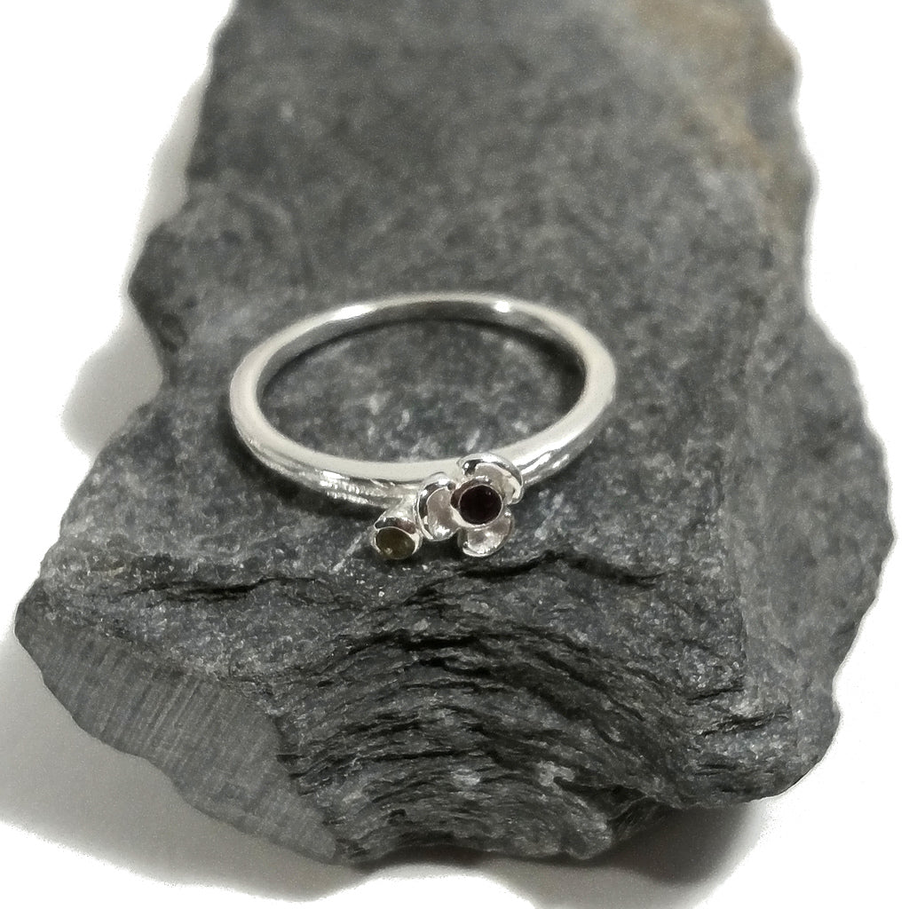Anello in argento 925 a forma di FIORI con pietra | argento artigianale