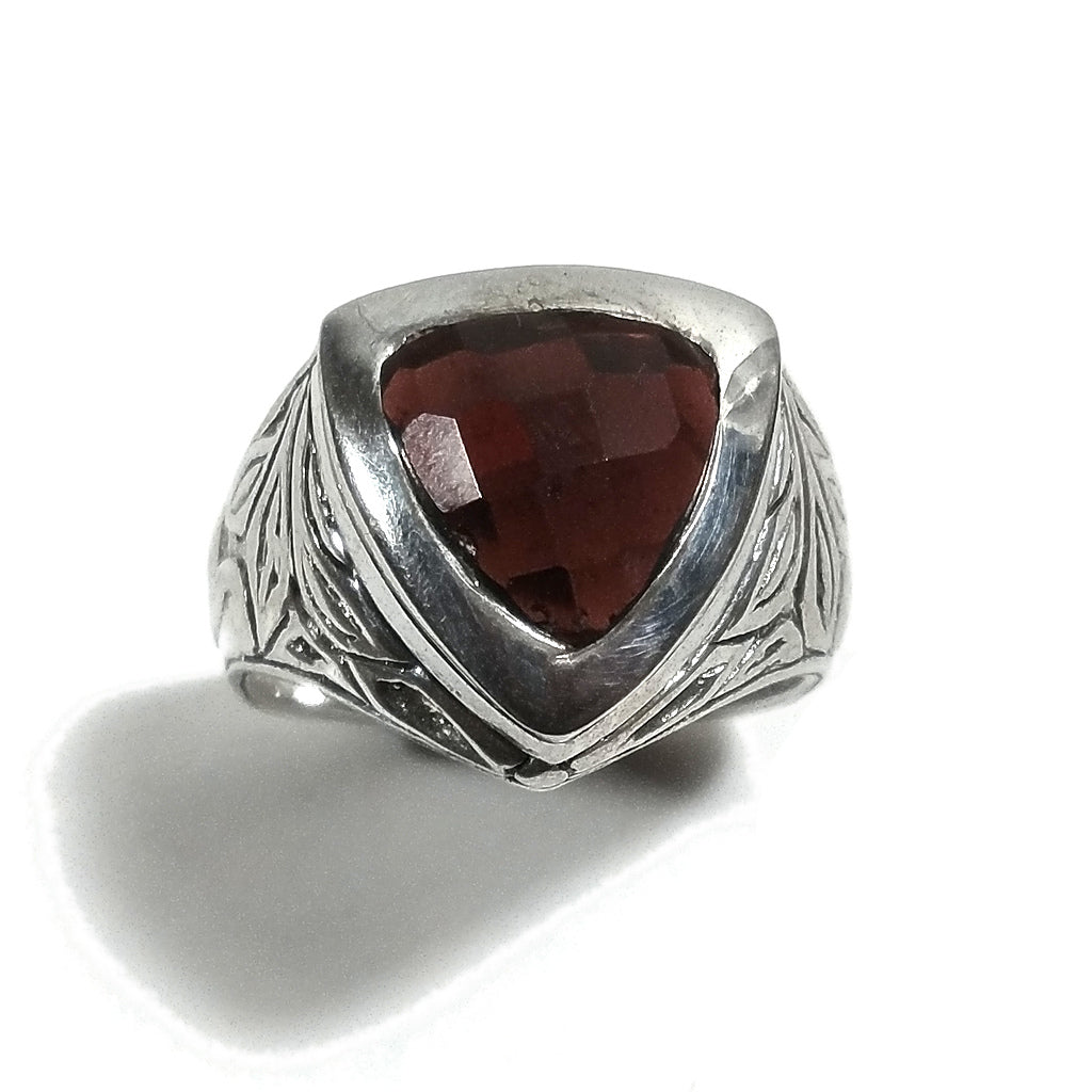 Ring with stone in 925 silver with Moonstone or Garnet | SILVER JEWELRY