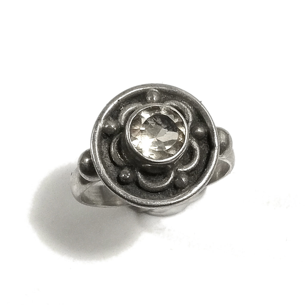 Anello con pietra in argento 925 con Granato | GIOIELLI ETNICI | Anello FIORE