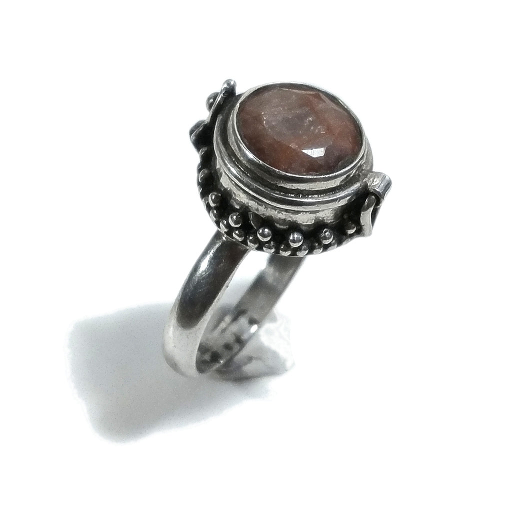 Giftring aus 925er Silber mit Rubinwurzel