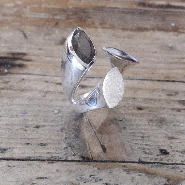 Anello NAINA fascia in argento 925 ANELLO artigianale con pietra | ANELLI artigianali