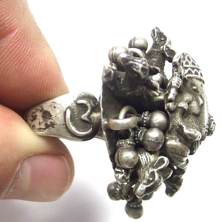 GANESH RING with antique mouse in 925 silver