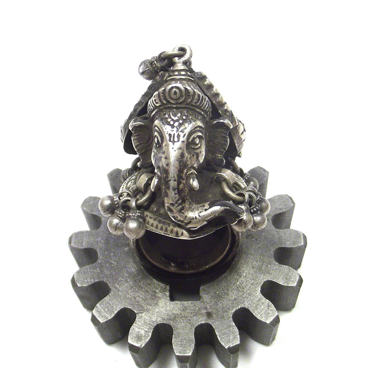 GANESH RING with antique peacock in 925 silver