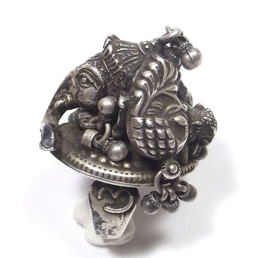 ANELLO GANESH con pavone antico in argento 925 – laterale