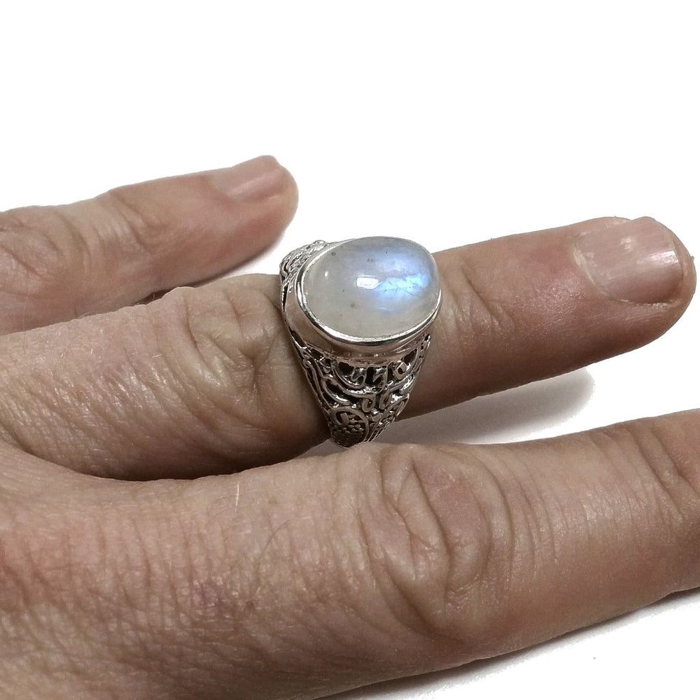 Anello con pietra in argento 925 con Pietra di luna | GIOIELLI IN ARGENTO