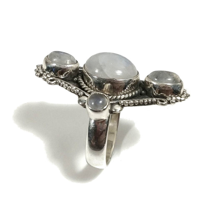 Anello con pietra in argento 925 con Pietra di luna | GIOIELLI IN ARGENTO