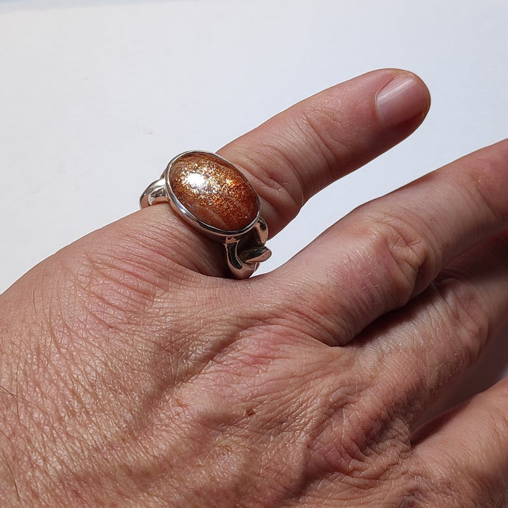 925 Silver Sunstone ring with chain