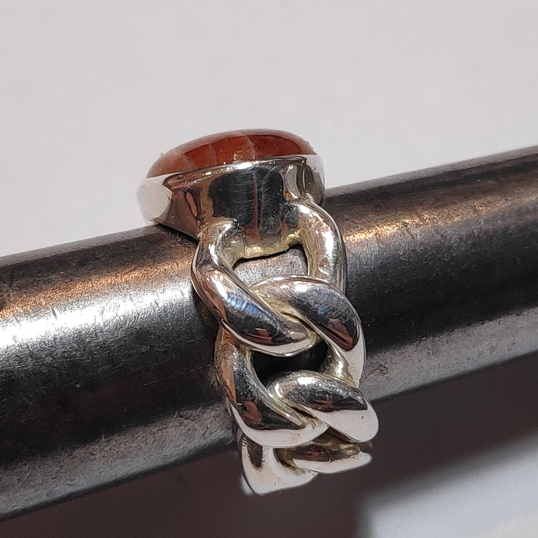 925 Silver Sunstone ring with chain