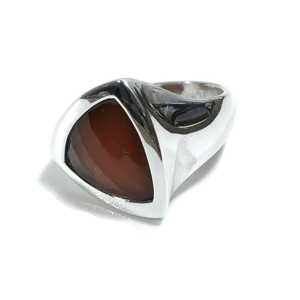 ANELLO artigianale in argento 925 con Corniola sfaccettata | Gioielli contemporanei