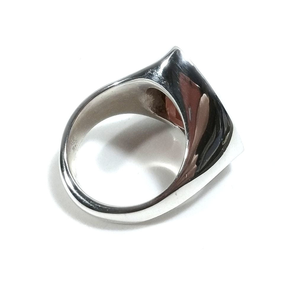 ANELLO artigianale in argento 925 con Corniola sfaccettata | Gioielli contemporanei