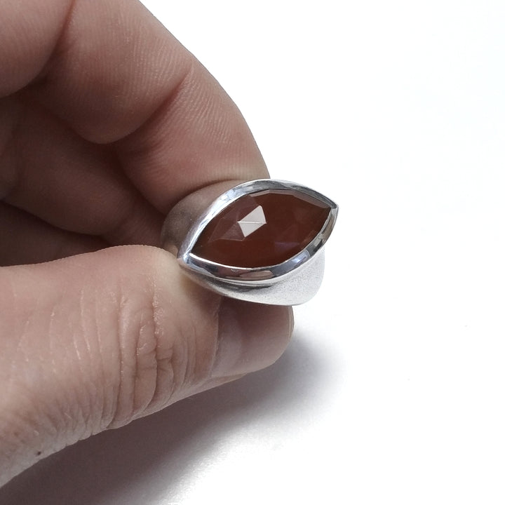 Anello con pietra in argento 925 con Corniola | GIOIELLI IN ARGENTO