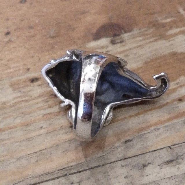 Elefantenkopf-Ring aus 925er Silber